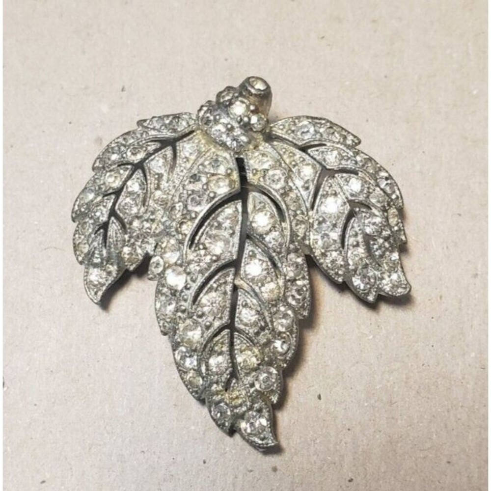 Vintage Rare 1919 Coro R Mark Fur Clip Dress Clip Silver Tone Rhinestones Brooch